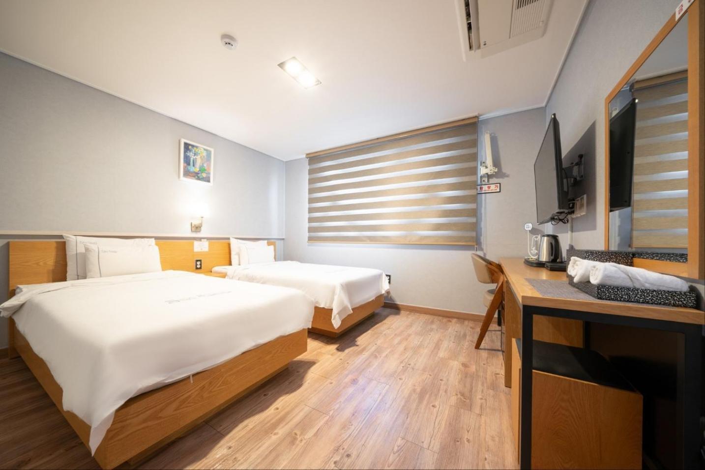 Sea Star Hostel Joszu Kültér fotó