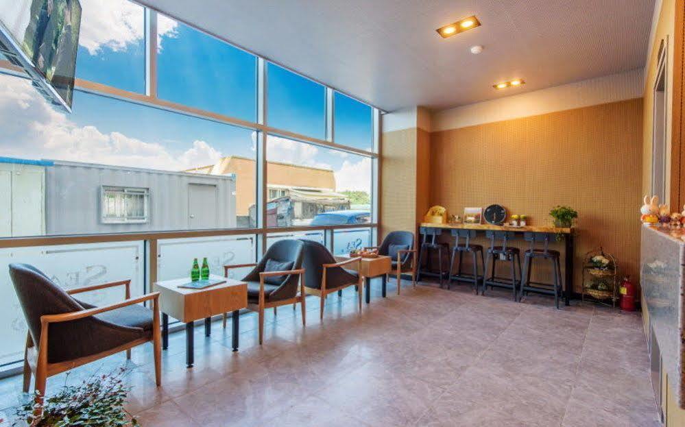 Sea Star Hostel Joszu Kültér fotó